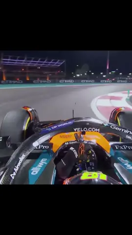 Kejuaraan dunia lepas. Nomor 1 hilang. Nyatanya, dominasi nggak selamanya nyata. GG Lando,Nice try Max#fyp #formula1 #Motorsport #formula1edits #abudhabi 