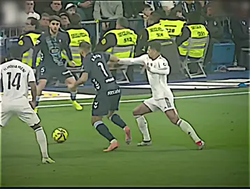 🤔💔#المصمم_عباس_كريس♻️#ريال_مدريد_ملك_اوروبا🥵🔥#كرستيانو_رونالدو#كره_القدم_قصه_عشق_لاينتهي🤩#fyp