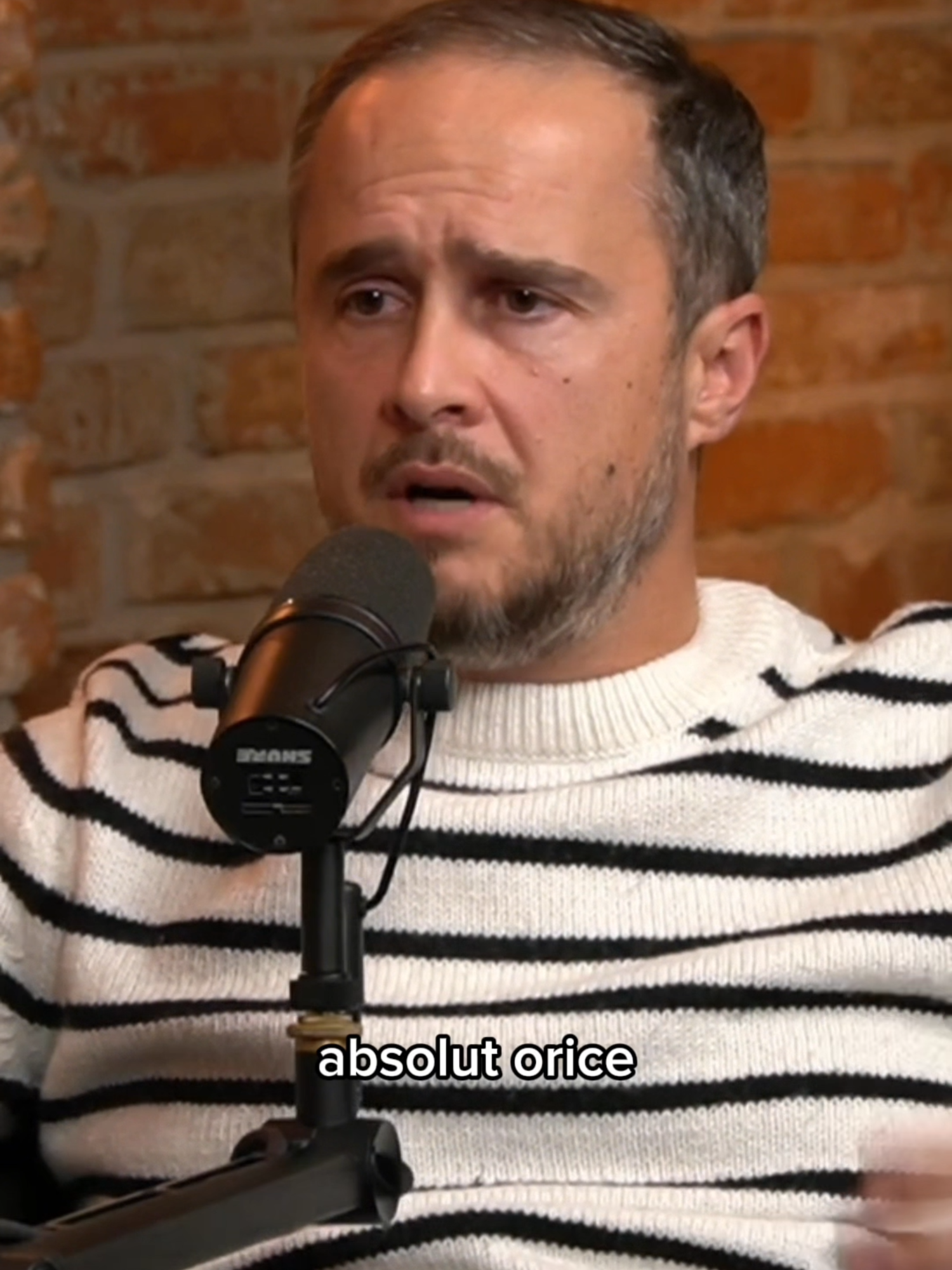 „Ne pasă” este titlul noului podcast al lui Șerban Copoț. Discutăm pe larg despre Asociația Generația Verde și despre planurile acestui proiect diseară, de la ora 19, în #aproximativdiscutii #serbancopot #nepasa