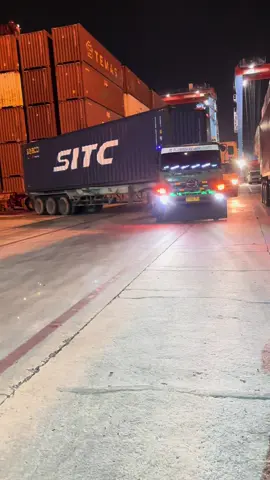 Pengurus kuari mah di ajak kerja saman kos puak🤣@atanunyil🚀 @😎den'letik😎 #drivertnjungpriok #angkogterusss #angkogteam ##fyp 