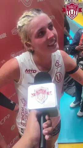 Seleisa Elisaia: “Estoy muy emocionada de este aquí”. Declaraciones de la armadora de @Universitario triunfo 3-0 ante Rebaza Acosta. #ColectivoWorld #VamosPumas #YdaleU