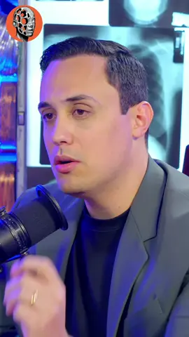 E se o passado pudesse ser reescrito? 🤔 A física quântica e as realidades paralelas vão te surpreender! 🤯 #MecanicaQuantica #RealidadesParalelas #Hipnose #Autoconhecimento #ExpansaoDaConsciencia