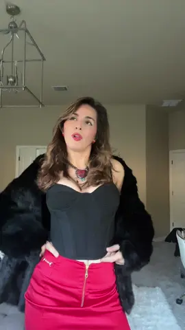 Christmas 🎄 is coming we need someone to warm me up in this cold weather #RimaWise #relatable #single #ArabTikTok  