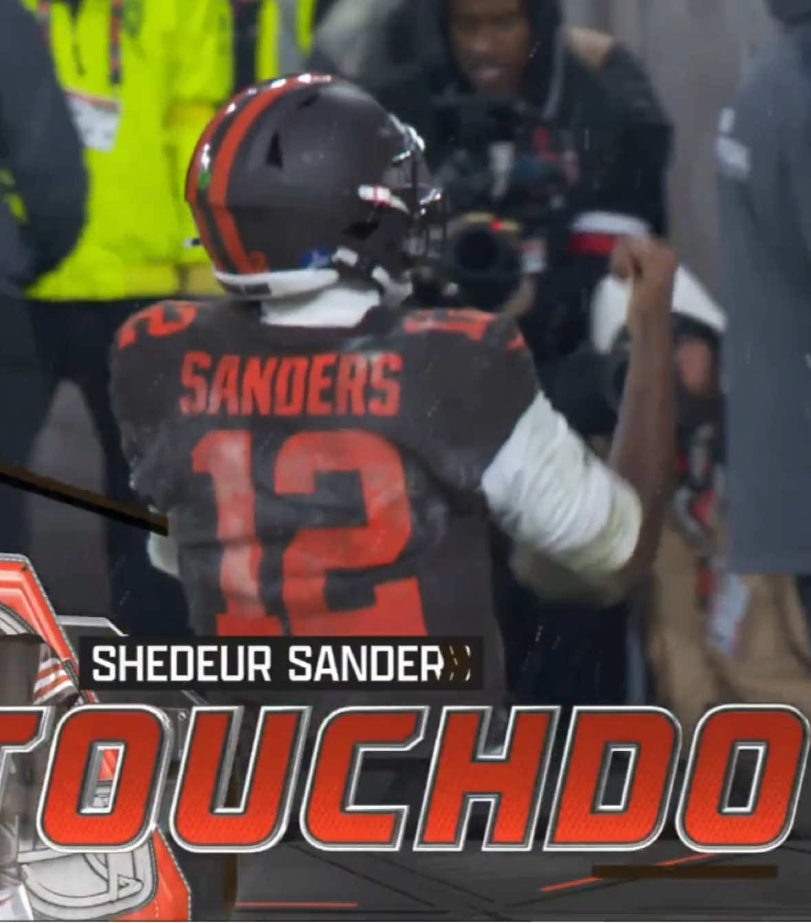 Sheduer Sanders just had a 4-TD day against Cam Ward’s Titans😳👀 #shedeursanders #browns #clevelandbrowns #nfl #football 