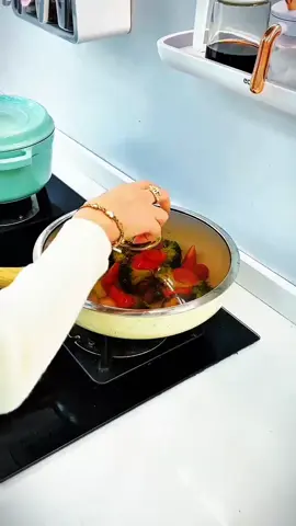 Multi-layer pot lid rack with built-in draining tray #Pot lid rack #Kitchen essentials#good #goodthing #malaysia #malaysiatiktok #foryou #fyp #fypシ #tiktok #tiktokshop 