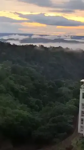 TIME lapse.  Parang PROBLEMA sa BUHAY.  #YakapNga #IsangLapagNgMuraNgaDyan