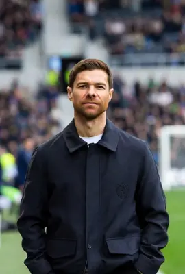 Xabi Alonso se sincera 🤣🤣#risas #fansdefutbol #futbol⚽️ #sigueme_y_te_sigo 