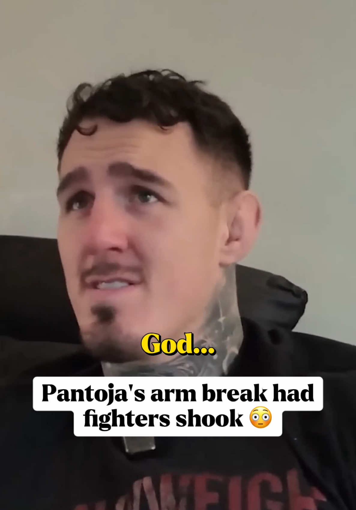 Israel Adesanya, Tom Aspinall, and Sean O’Malley couldn’t watch Alexandre Pantoja injury 😬 #UFC #ufc323 #alexandrepantoja 