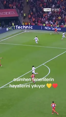 top sadece kaleye girmedi son dakika bazılarının bir tarafinada girdi 💛♥️😂 #osimhen  #kesfetteyiz  #gala  #galatasaray 