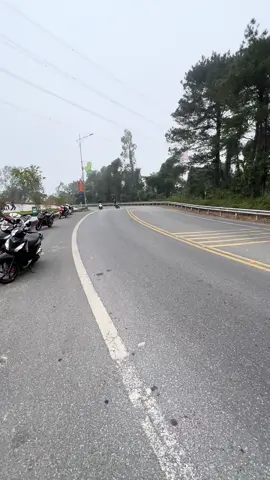 Có ai gặp đội này không nhỉ🙈#ab #xuhuong #wavedokieng #honda 