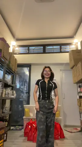 Feeling ko tlga yan yon hhaha