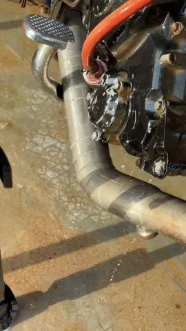 Tẩy rửa xe sáng bóng.sạch như mới chỉ sau vài phút rửa xe.#tayriset #tayovang #ruaxesieusach #chamsocxe #tayruadanang47 