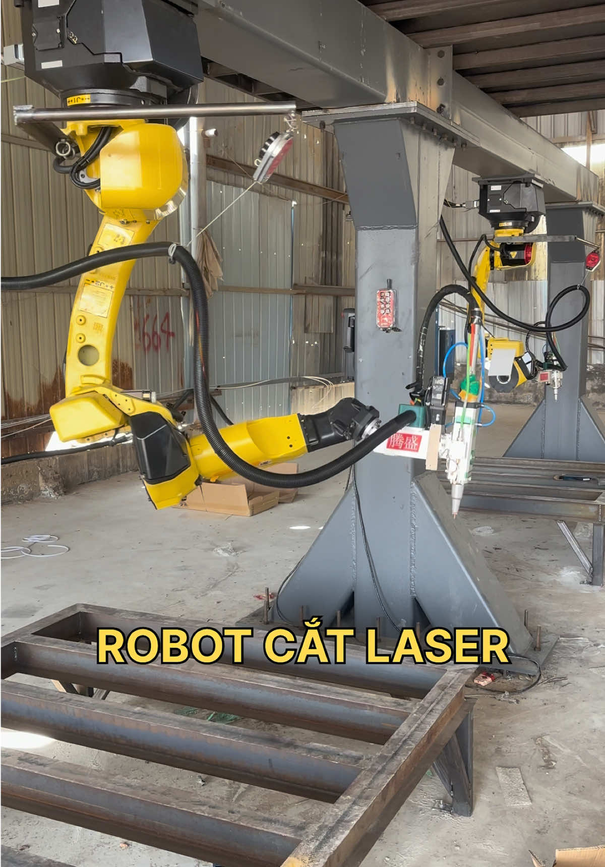 Robot cắt laser cho sản phẩm đã định hình cần cắt biên dạng