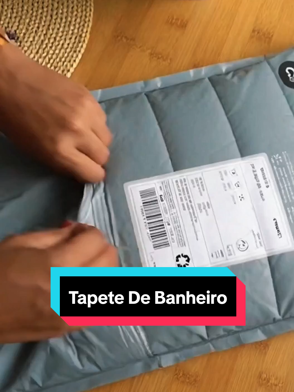 Tapete De Banheiro Antiderrapante  #tapete #banheiro #donadecasa #tiktokshop 