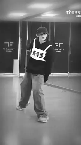 nói t trơ trẽn t cũng chịu, t thừa nhận t nhớ bé nhà👍 #Ilovetiktok #chenyiheng #foryou 