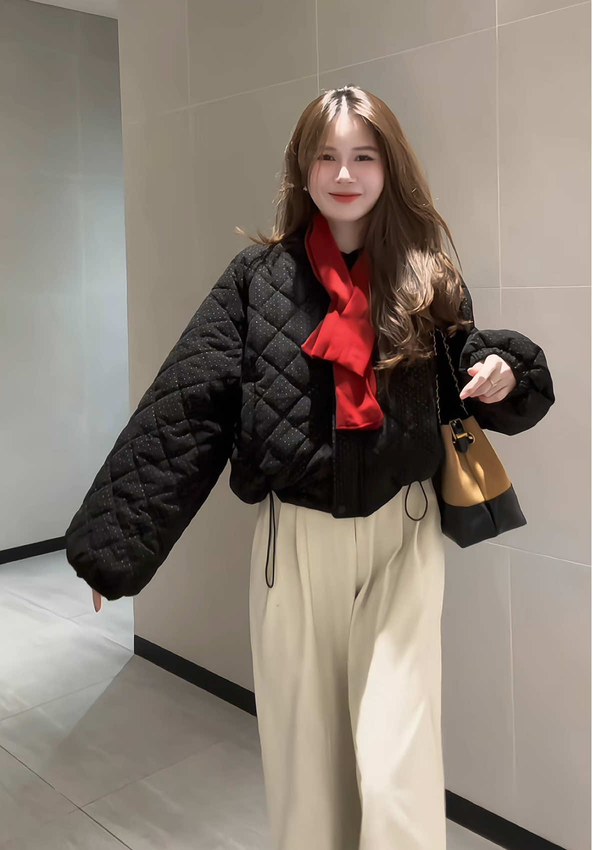 Mặc ra đường mới biết cái áo nó ấm cỡ nàooo# #cchanglistore #xuhuong 