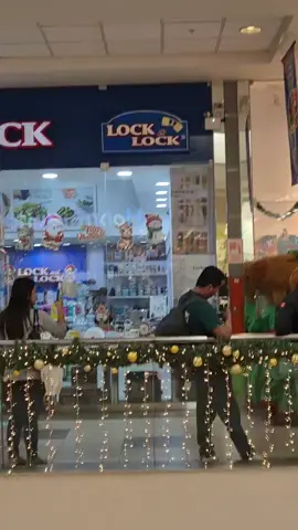 Un día normal en Perusalen 😌🇵🇪 #Capibara #PlazaNorte #FYP #ParaTi #Viral 