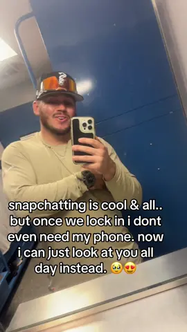 with your pretty tail self😩🥰 #fyp #viral #foryou #foryoupage #trending 