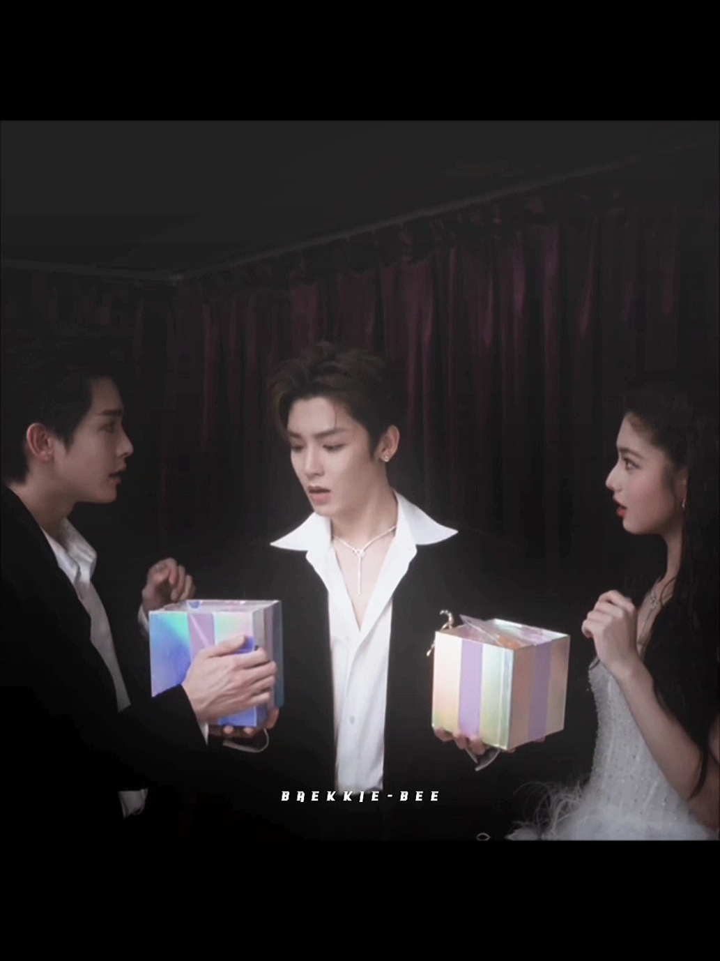 Lucu banget abang sama adeknya lagi nyuapin xiaohou 😭🤏 #houminghao #aimi #rileywang #keytothephoenixheart #edit 