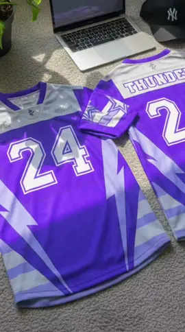 Personalized Jersey sa P90.69?! Grabe! 🤯 May free shipping pa. Limited stocks lang daw! Tap the yellow basket now! ⬇️ #TikTokShopBudol #CustomJersey #Y2KAesthetic #ViralTiktokShop #Affiliatemarketing 