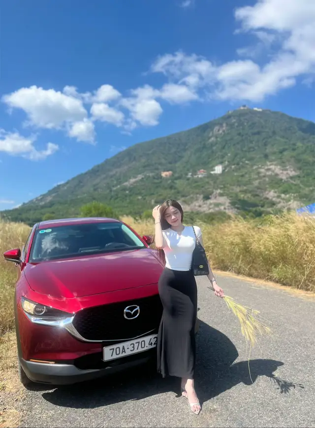 Nửa muốn an bề, nửa muốn thong dong. Nửa muốn có người đợi cơm, nửa muốn tĩnh lặng 1 mình🍀🍀 #hoacolau #viral #xuhuong #colautayninh 