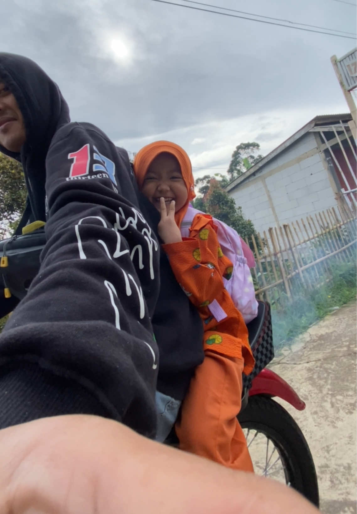 Masa yang akan cepat berlalu dan akan di rindukan🥺🥰@Efa #storirxking #agunk003 