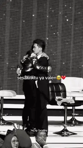 mila bogor tersenggol malam ini sukses di luar sana mil🥺🤏🏻 dan semangat yang masih bertahan di top 4💪🏻🔥#valenda7 #milada7 #dangdutda7#milatersenggol #masukberanda 