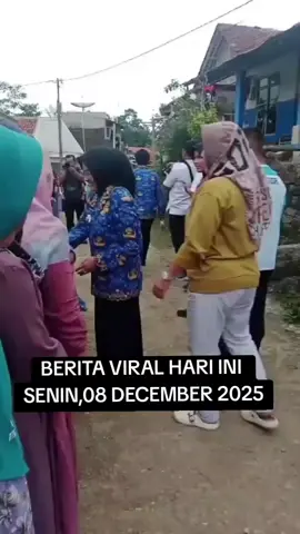 berita viral hari ini bupati Cirebon kunjungi kediaman kang Ujang Bustomi buat lihat ritual pesugihan dana gaib#fyp #hariini #foryoupage #beritaviral #beritaterkini 