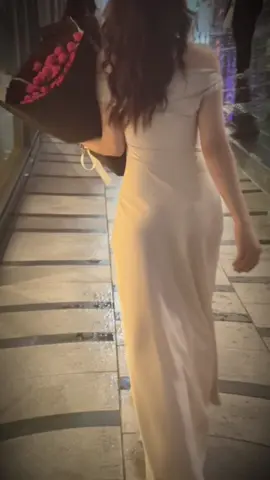 Dáng vẻ của  một cô gái được yêu chiều là thứ  không thể bắt chước được #CapCut #hoa #yêu 