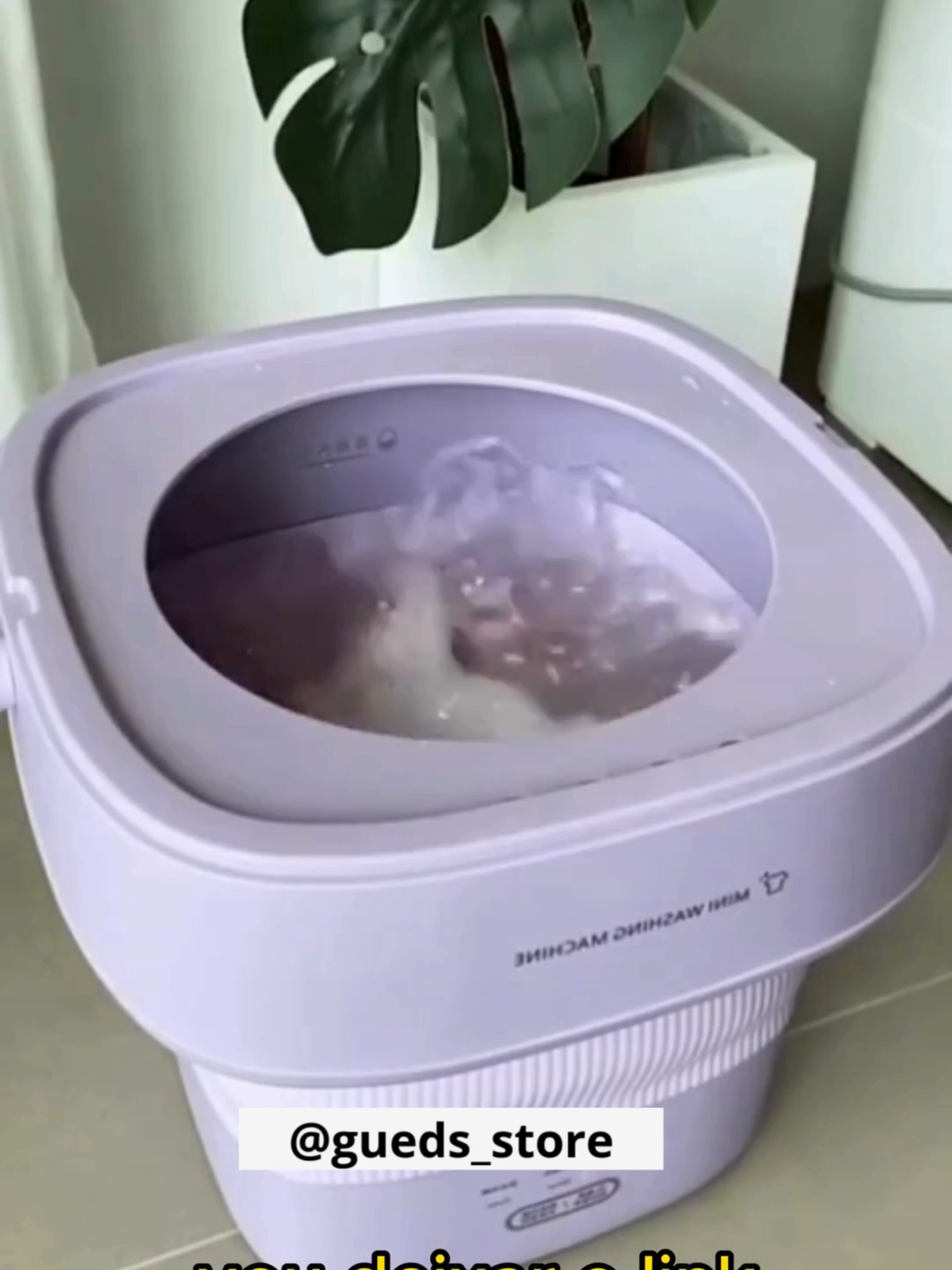 🧺✨ Liberdade e praticidade em qualquer lugar! A Mini Máquina de Lavar 11L Dobrável é ideal para lavar roupas pequenas, íntimas e peças de viagem. Compacta, portátil e super eficiente — perfeita para quem ama praticidade! 💙🌍 #MiniMaquinaDeLavar #Portátil #Dobrável #Lavanderia #RoupasÍntimas #Viagem #Praticidade #CasaOrganizada #UtilidadesDomésticas #LavandoRoupa #TikTokMadeMeBuyIt #ComprinhasTikTok
