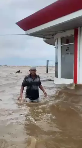 semoga tidak ada korban #fyp #banjirbandang #pontianakmedia #pontianakviral 