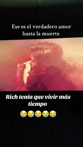 Tú no rich 😭😭😭 #itwelcometoderry #pennywise #pennywisecosplay #derry #fypシ゚ 