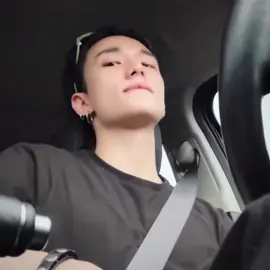 if this flops i’m done. #hyunjin #hwanghyunjinedit #straykidshyunjinedit #fypシ゚ #trueflms 