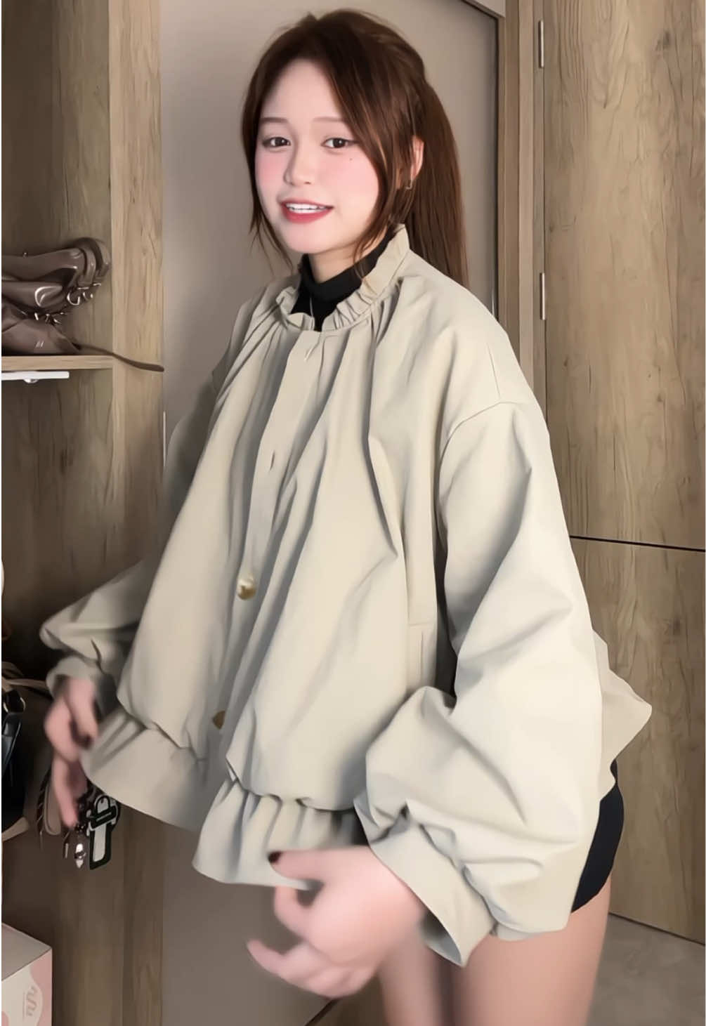 Làm gì có ai có đâu nhỉ #aokhoacnu #aokhoac #thoitrangnu #viral #xuhuong 