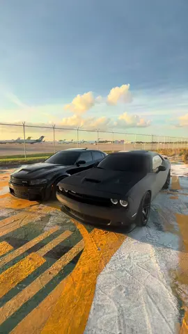Beautiful scene 🖤🥷🏿🌤️… #srt #cars #viral #challenger #explore 