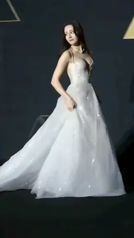 #dilrabadilmurat #admin_meymey✨🦋 #មនុស្សអរូប😉☔ #fyp 