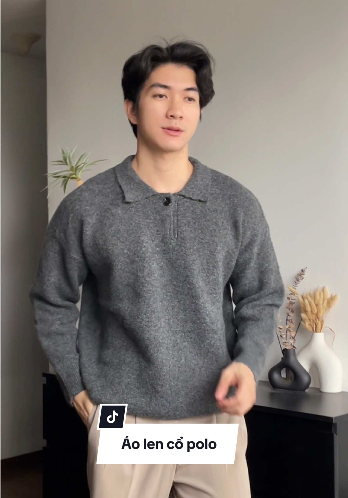 Giáng Sinh mặc áo len nhẹ nhàng cổ polo này thì quá đẹp. #fyp #review #phoidonam #thoitrangnam #fypシ゚ 