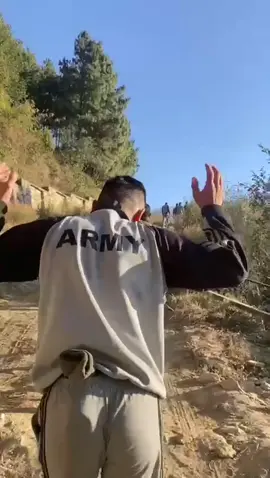 लहइ  आफइमा आफइ जोगिनु ल फेरि  तल्केको झिल्केले उराउछ अनित !!🤭😜☺️😘