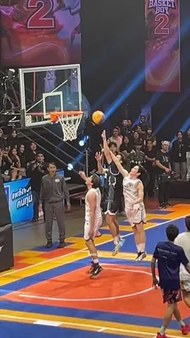 #marcmc ดูสเต้ปพี่คนนี้ดิ โหดไปปะพี่ @marcmc  #3fight3basketboy #marcnatarit #มาร์คณฐริศร์ #basketball 