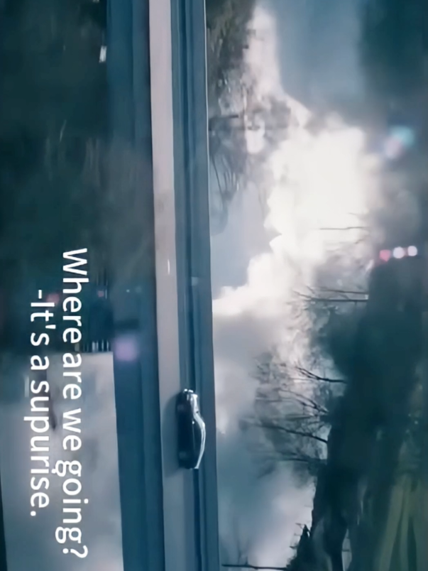 Good morning, everyone! Happy Monday, and wishing you a wonderful start to the week.😉 #fiftyshadesofgrey #fiftyshades #christiangrey #anastasiasteele 