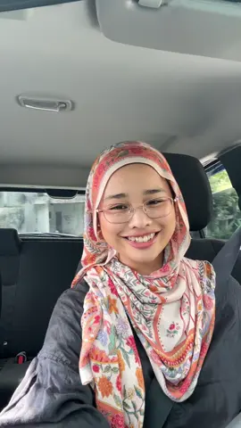 planning to add more shawls like this in my wardrobe, do drop your recommendations below!! 