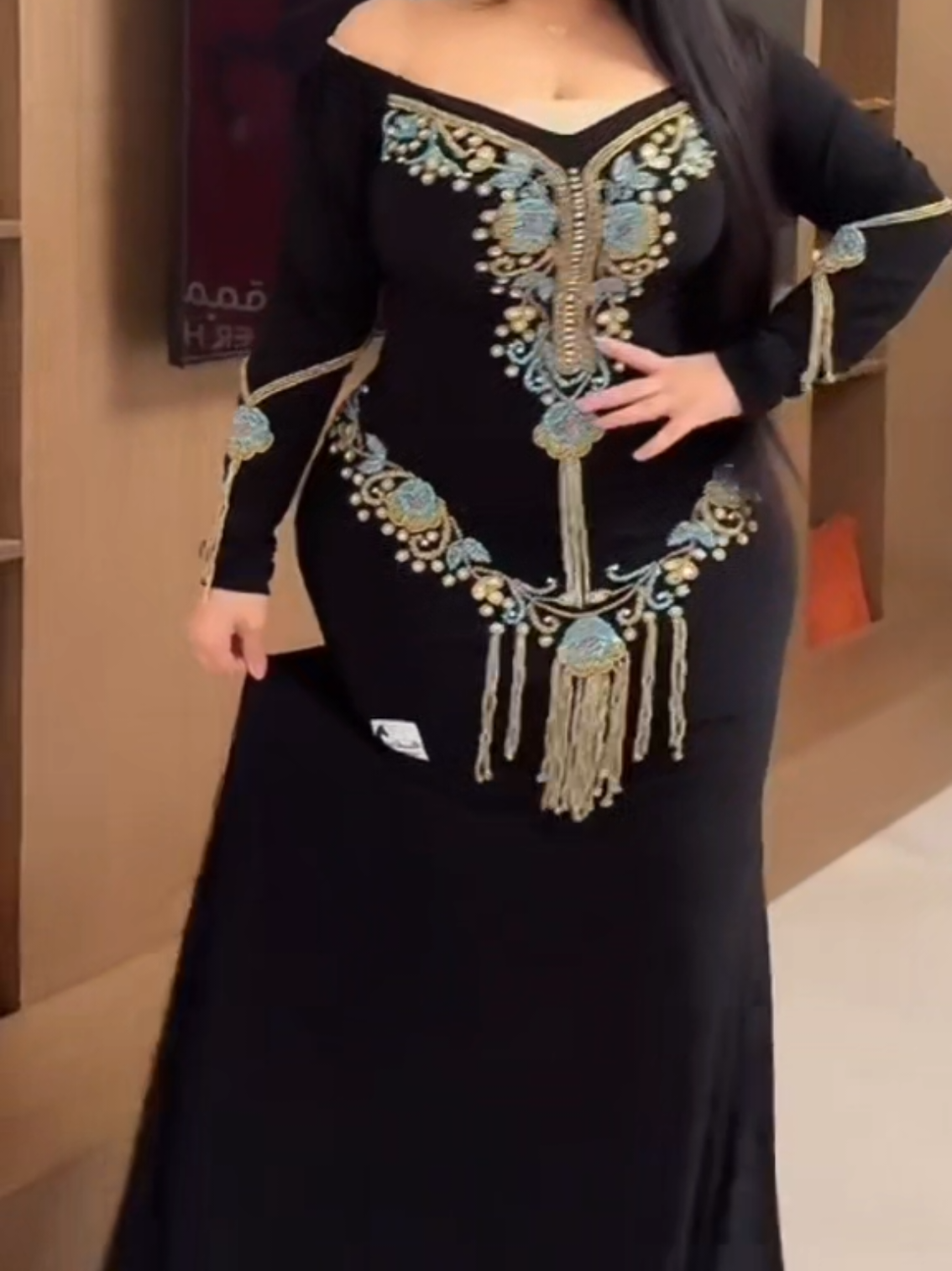 جمالك معى أناقة الفستان 🥺... . #فساتين_ناعمه#فساتين_زفاف_2025#فساتين_سهره#فساتين#فساتين_سهره_ناعم