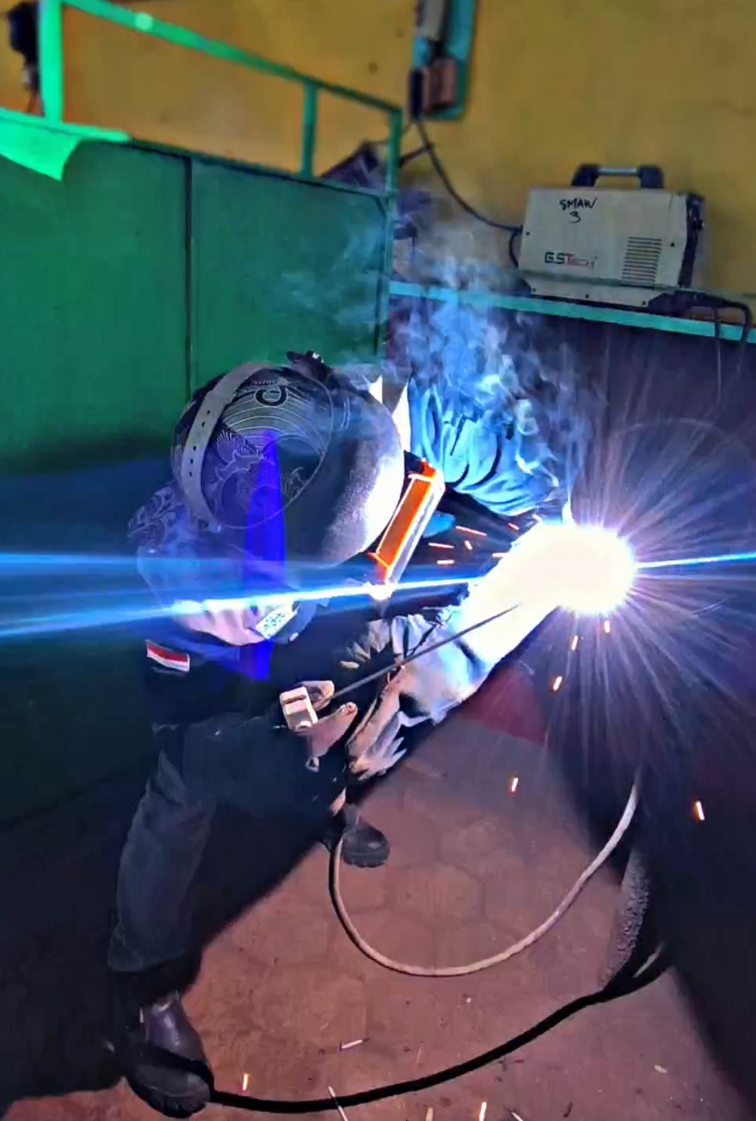 draft, tidak semuanya harus sekarang 🌱 #masukberanda #welder #fypage #CapCut #trending 