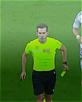 برائيك هل الريال تعرض للضلم من قبل الحكم🥺💔⁉️ #تيم_أيكونز #كرة_القدم #دارفن⚜️ #تيم_مصممين_الرافدين💎 #اساطير_فرينكي😫🔥           