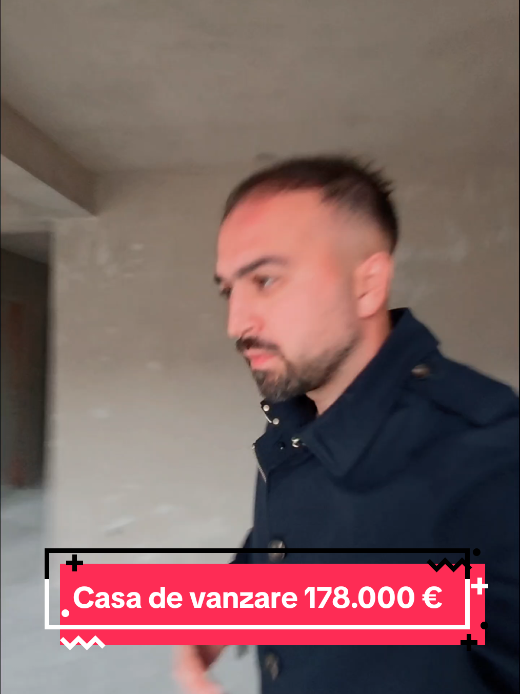 Va prezentam spre vanzare 2 case P+ E zona Podul Jelnei la 3-4 minute de centrul orașului.   Casele se vând finisate la cheie . Compartimentare parter : bucatarie separat ,living ,baie ,debara si terasa . Compartimentare etaj : 3 dormitoare, baie si 2 dressinguri . Casa are suprfata de 118 mp utili si un teren de 4 ari . Preț: 178.000 € negociabil  Contact : 0743 934 229 #imobweltbistrita #5pasidebine #realestateinvestor #bistrita #fy 