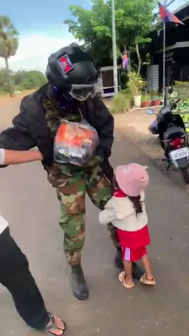 អូននឹងកូនចាំបងត្រឡប់មកវិញ@Ly Army  #ព្រះវិហារផ្ទះខ្ញុំ🏠❤ 