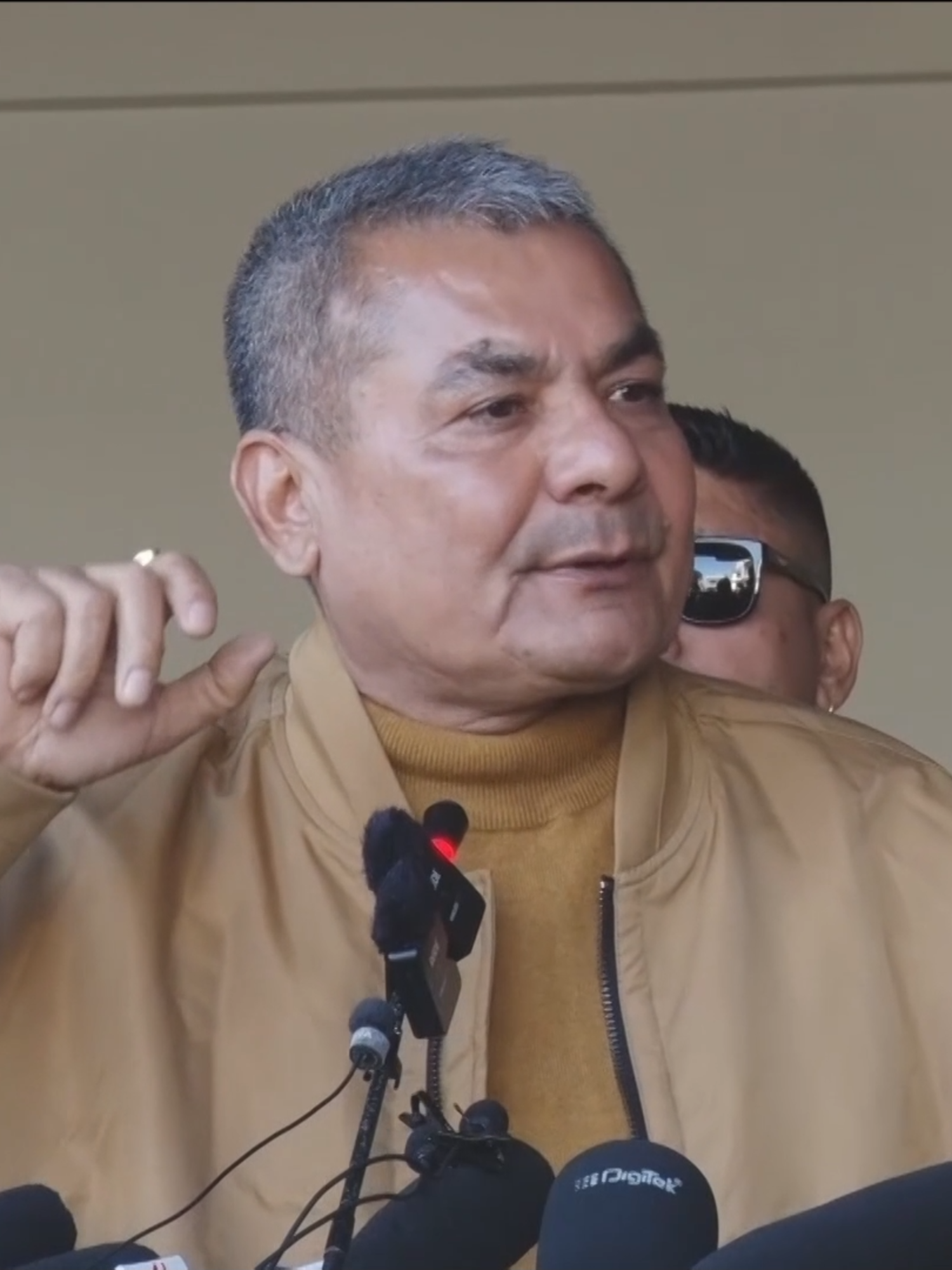 दुर्गा प्रसाई र प्रधानमन्त्री कार्कीबीच आज बार्ताहुँदै बिस्तारमा : https://primetvhd.com/news/2306 #durgaparsai #SushilaKarki #primetvhd #PrimeNews