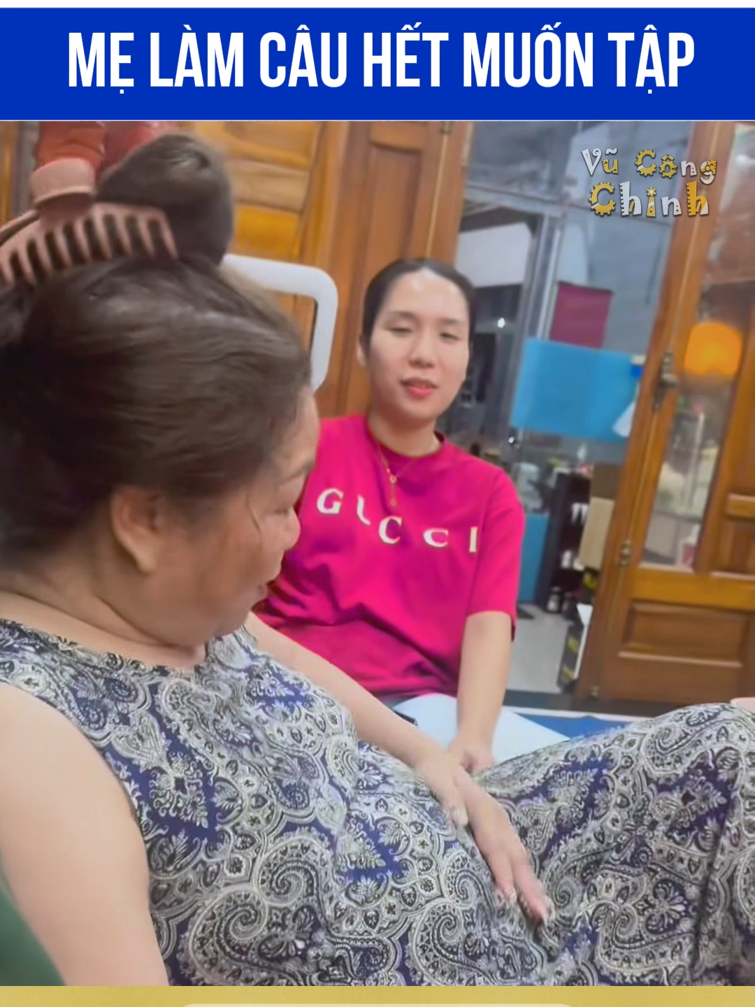 Con đang định tập để dáng đẹp đón tết mẹ làm câu #viral