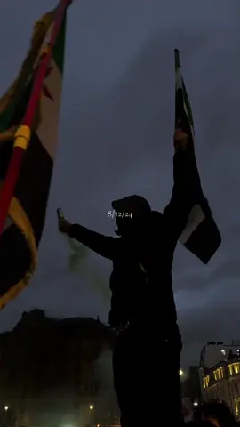 ذكرى تحرير سوريا 🇸🇾 يوم نفتخر فيه بصمود شعبنا وبطولات أبطالنا. الحب والحرية لوطننا دايمًا في قلوبنا 💚✌🏻 #dezember #sirya #اكسبلور #التحرير #سوريا 