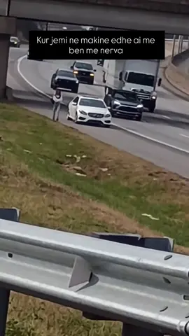 Me mire iku nkembe se me te😂